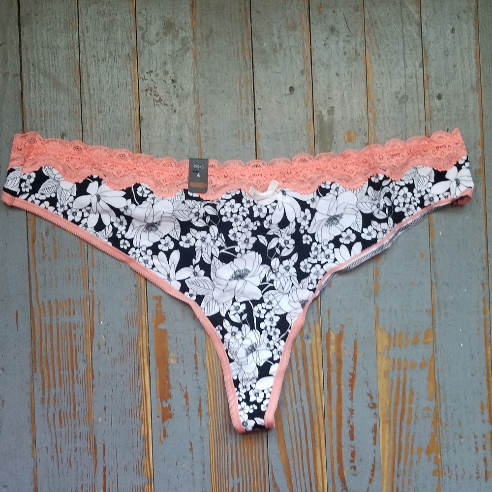 Torrid 4 Floral Lace Thong Panties